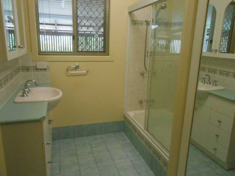 58 Samford Road, Leichhardt QLD 4305