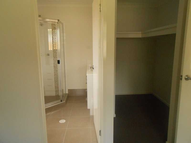 37 Piping Street, Raceview QLD 4305
