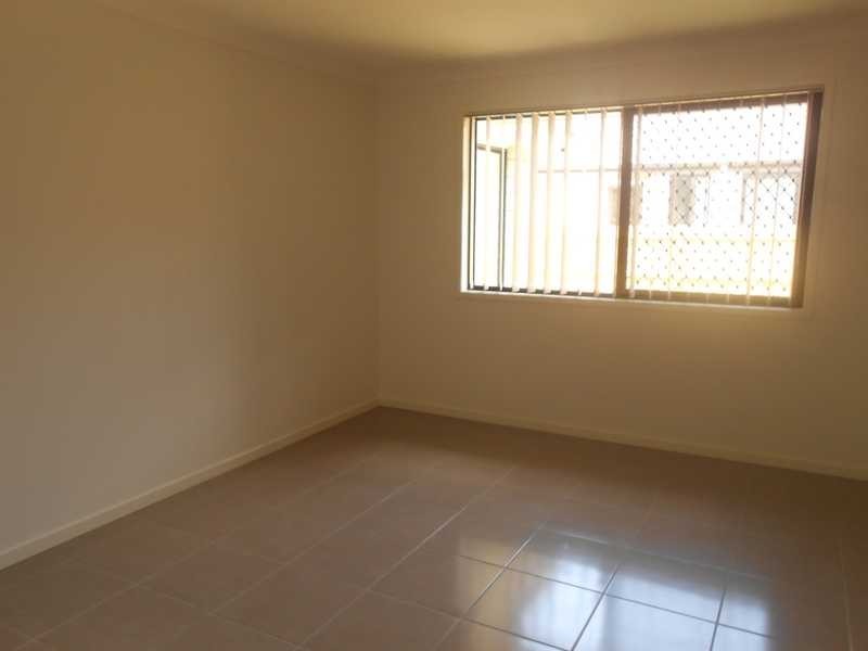37 Piping Street, Raceview QLD 4305