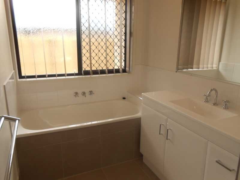 37 Piping Street, Raceview QLD 4305