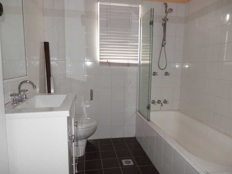 12 Tibbits Street, Bundamba QLD 4304