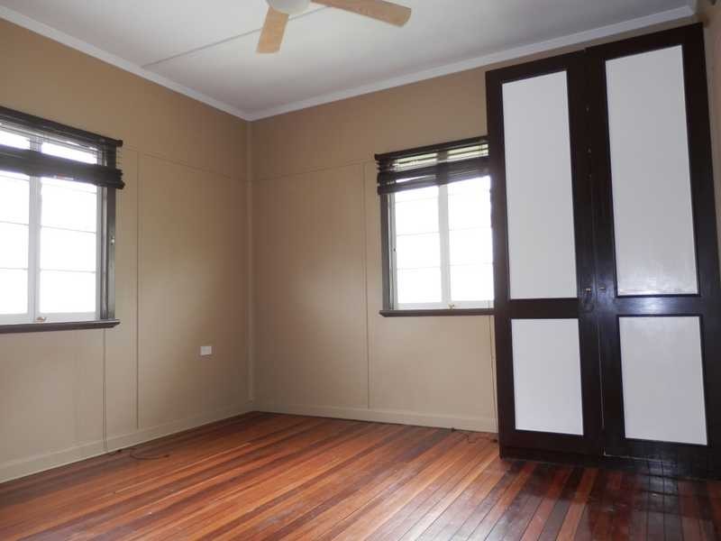 12 Tibbits Street, Bundamba QLD 4304