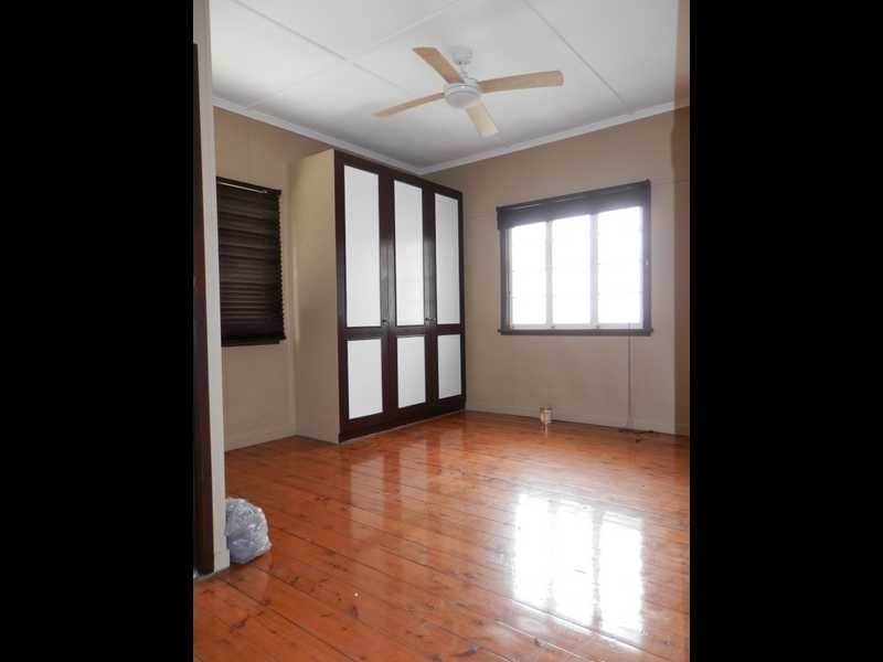 12 Tibbits Street, Bundamba QLD 4304