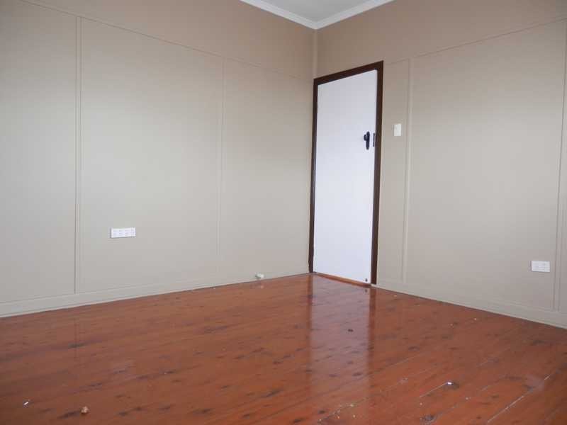 12 Tibbits Street, Bundamba QLD 4304