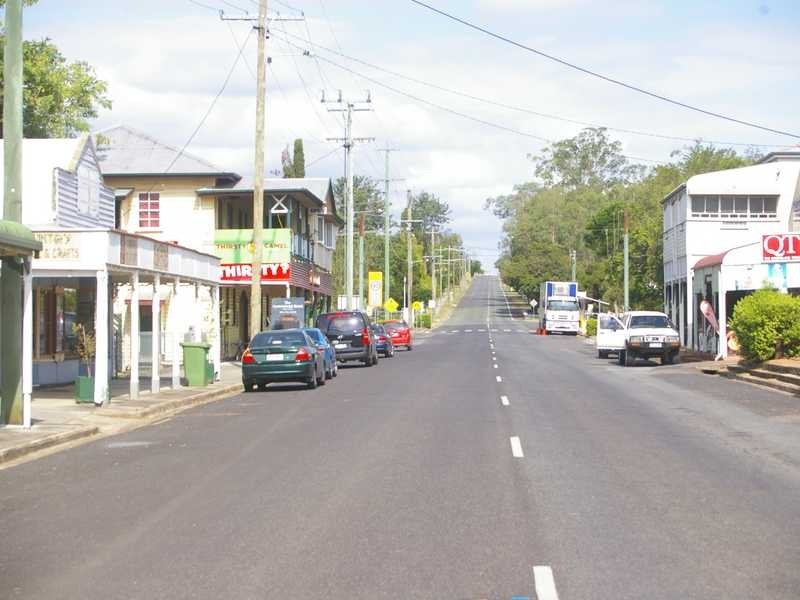 28 Queen Street, Harrisville QLD 4307