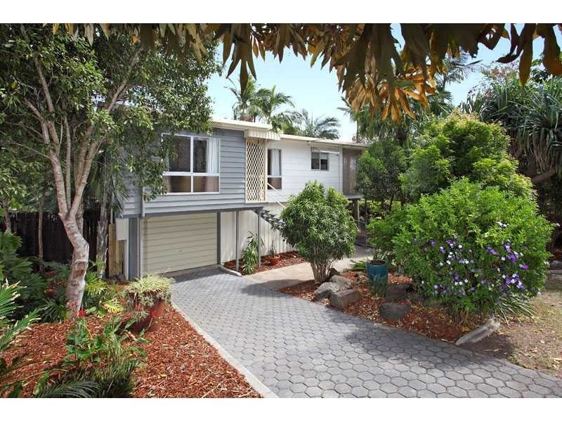 11 Cooneana Street, Bundamba QLD 4304