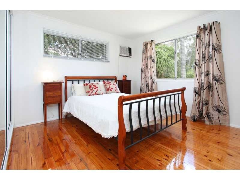 11 Cooneana Street, Bundamba QLD 4304