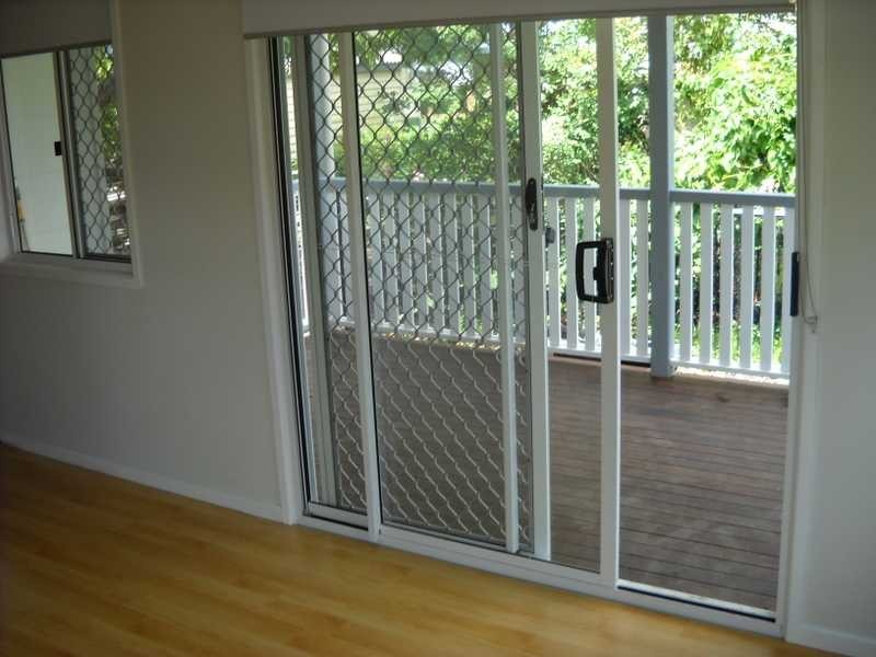 2a Tamar Street, Booval QLD 4304