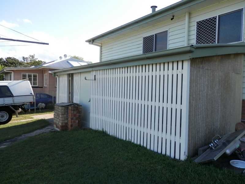 2 Schelbach Street, Booval QLD 4304
