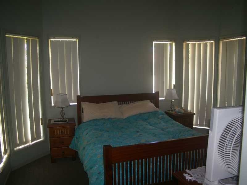 25 Rockman Drive, Raceview QLD 4305