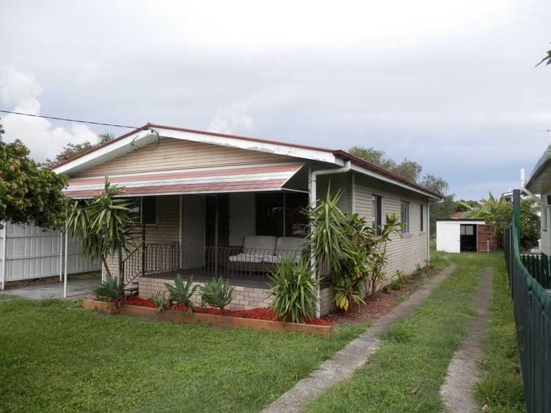 52 Grange Road, Eastern Heights QLD 4305