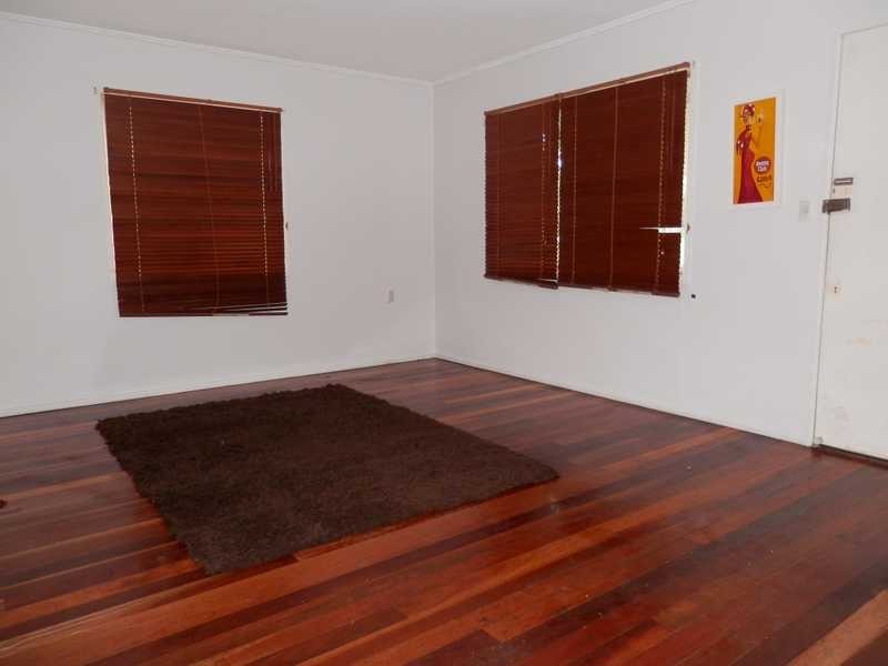 52 Grange Road, Eastern Heights QLD 4305