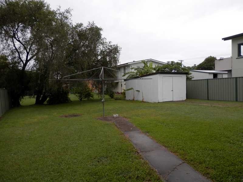 52 Grange Road, Eastern Heights QLD 4305