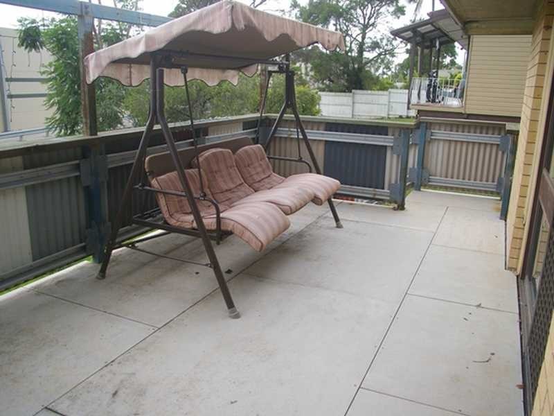 8 Slone Street, Riverview QLD 4303