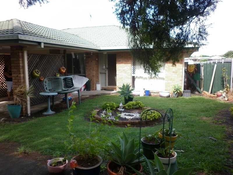 2/35 Cambridge Street, Silkstone QLD 4304