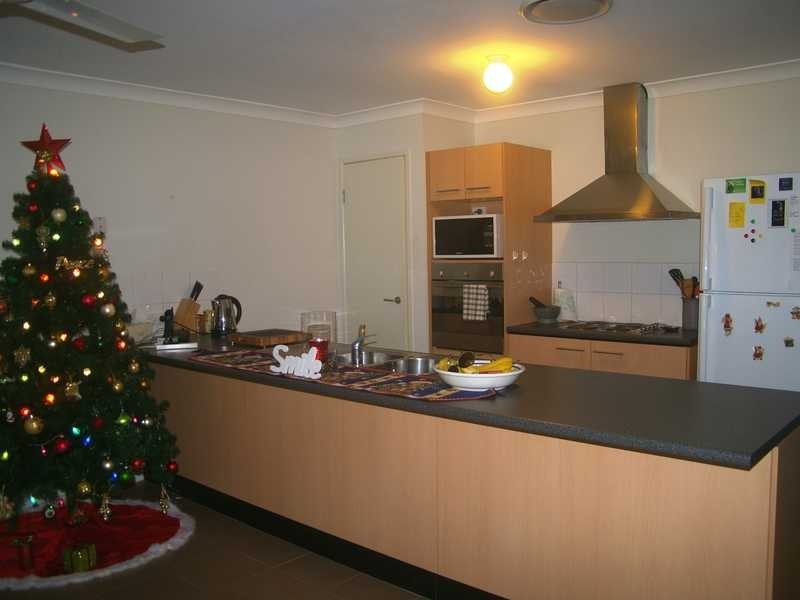 17 Comona Court, Wulkuraka QLD 4305