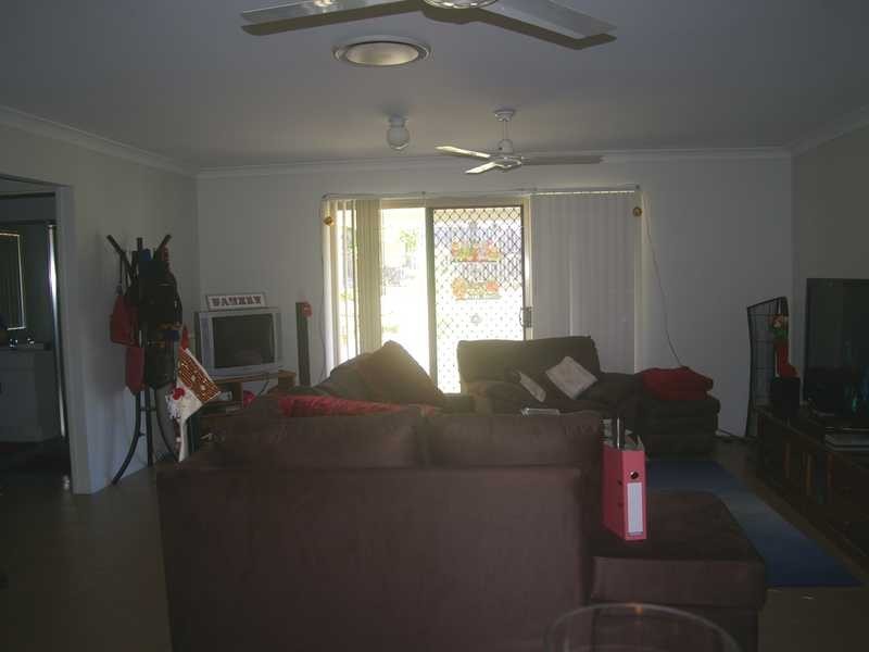 17 Comona Court, Wulkuraka QLD 4305