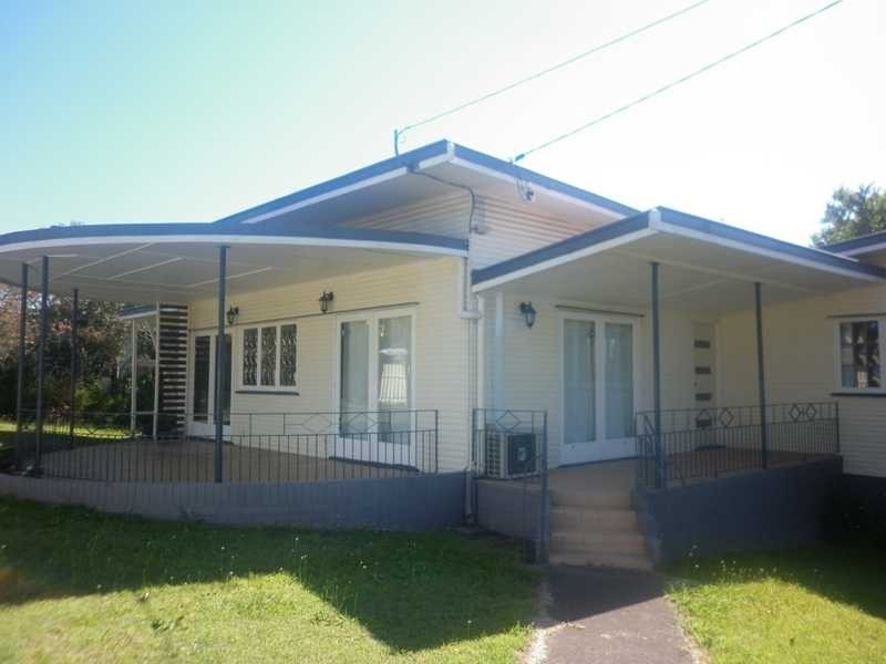 219 Warwick Road, Churchill QLD 4305