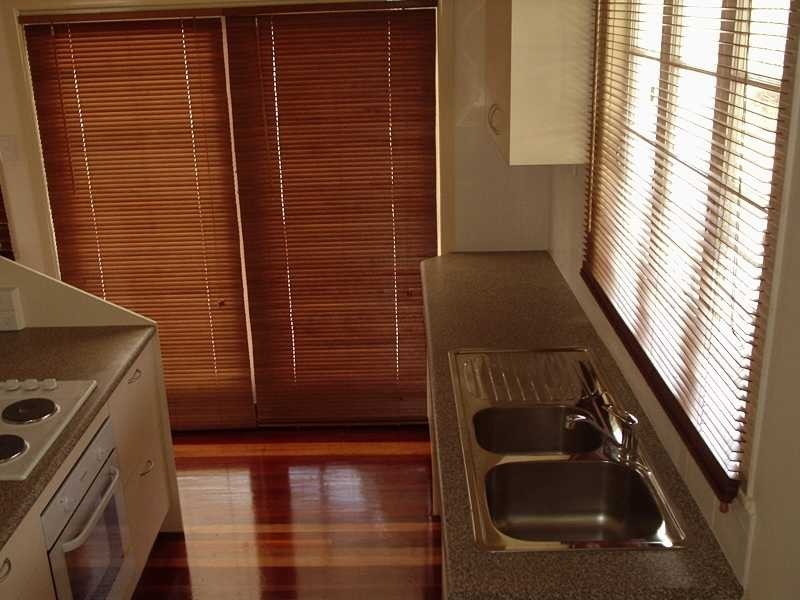 219 Warwick Road, Churchill QLD 4305