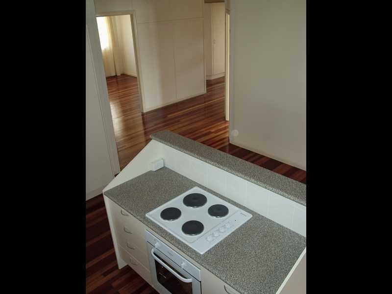 219 Warwick Road, Churchill QLD 4305