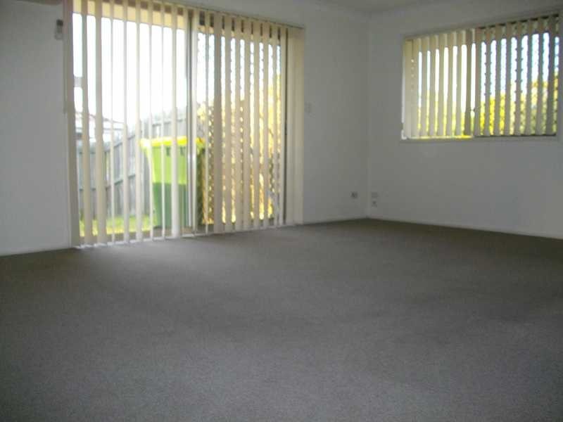355 South Station Road, Raceview QLD 4305