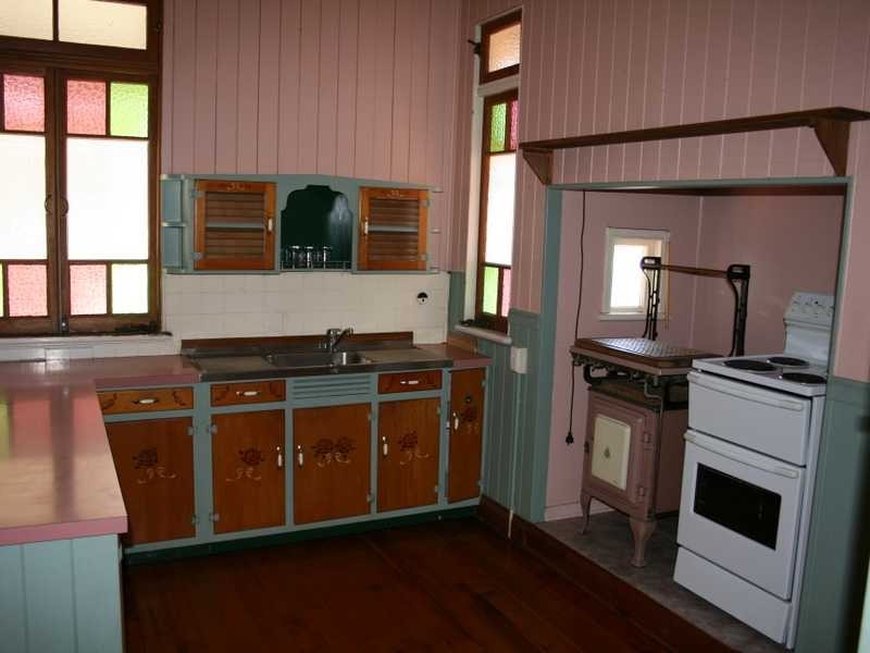 108 Glebe Road, Booval QLD 4304