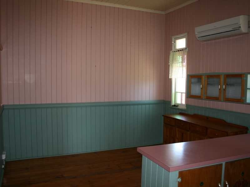108 Glebe Road, Booval QLD 4304