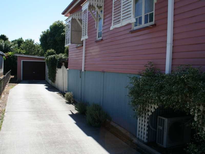 108 Glebe Road, Booval QLD 4304