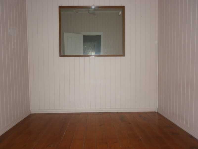 35 Siemon Street, One Mile QLD 4305