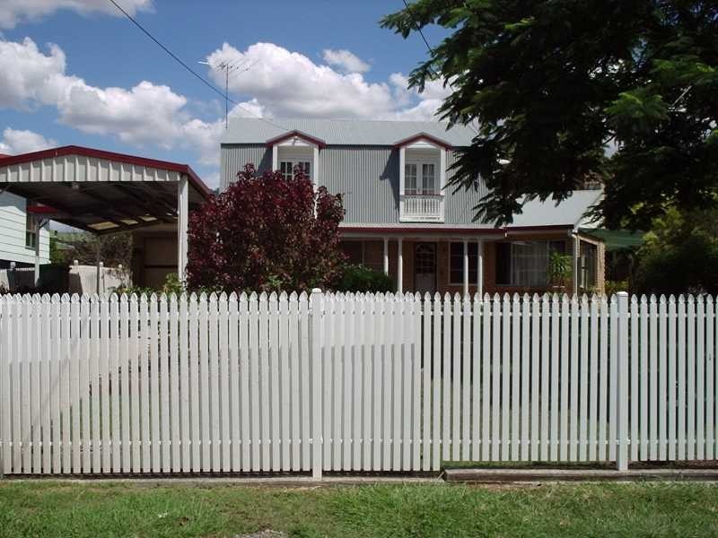 39 Glebe Road, Newtown QLD 4305