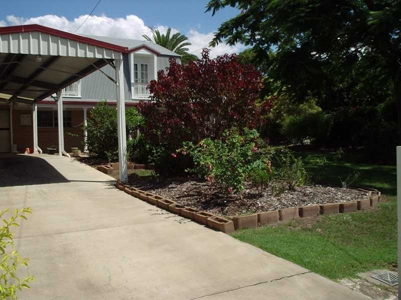 39 Glebe Road, Newtown QLD 4305