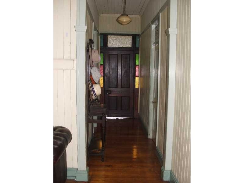 23 Lowry Street, North Ipswich QLD 4305