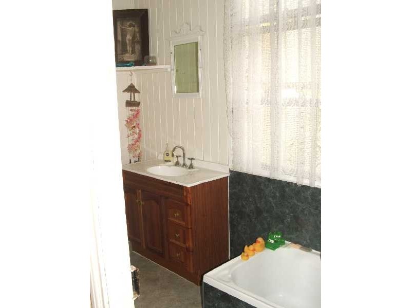 23 Lowry Street, North Ipswich QLD 4305