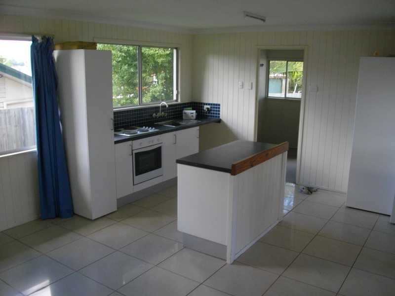 160 Lobb Street, Churchill QLD 4305