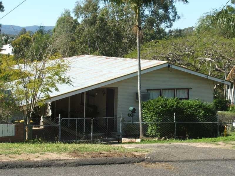 4 Carter Street, North Ipswich QLD 4305