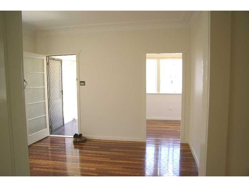 10 Bognuda Street, Bundamba QLD 4304