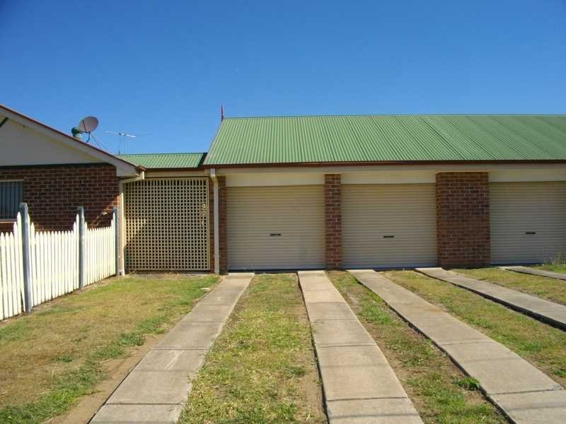 1/20 Jacaranda Drive, Yamanto QLD 4305