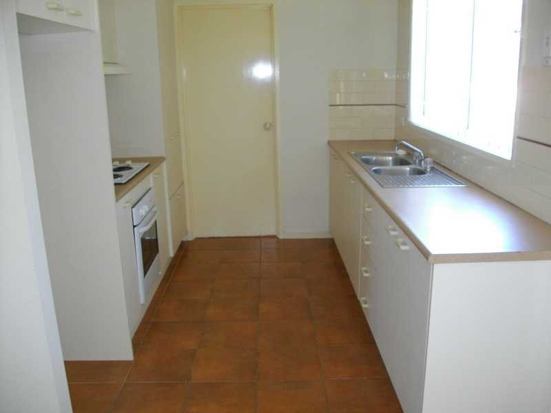 1/20 Jacaranda Drive, Yamanto QLD 4305