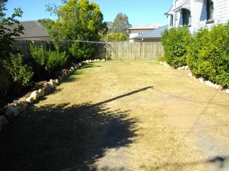 1/20 Jacaranda Drive, Yamanto QLD 4305