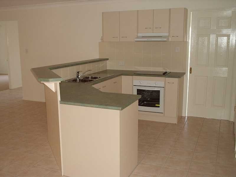 16 Tulipwood Close, Brassall QLD 4305