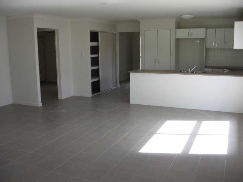 11 Scottsdale Street, Raceview QLD 4305