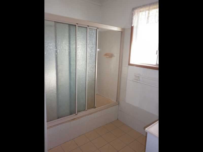 16 Horton Street, Bundamba QLD 4304