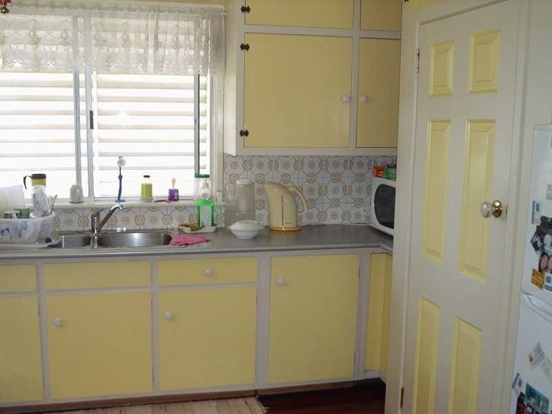 15 Selwyn Street, North Booval QLD 4304