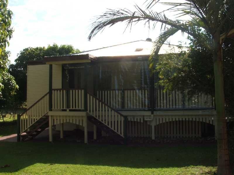 1 Taylor Street, Eastern Heights QLD 4305