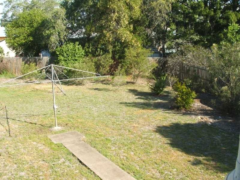 20 Peacock Street, One Mile QLD 4305