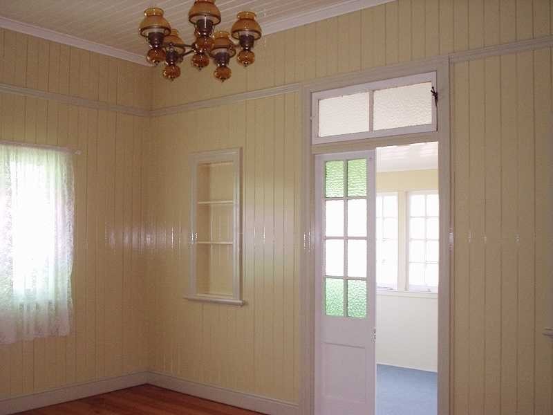 1 Elliott Street, Silkstone QLD 4304