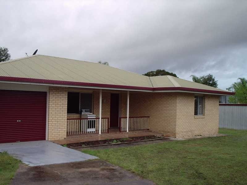 4 Gee Street, One Mile QLD 4305