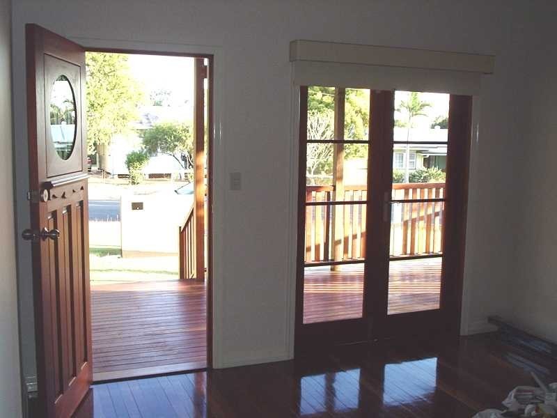 10 Taylor Street, Eastern Heights QLD 4305