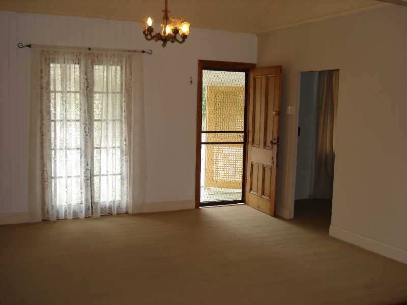 91 Woodend Road, Woodend QLD 4305