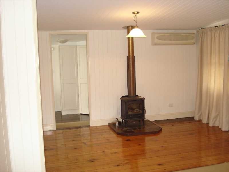 91 Woodend Road, Woodend QLD 4305